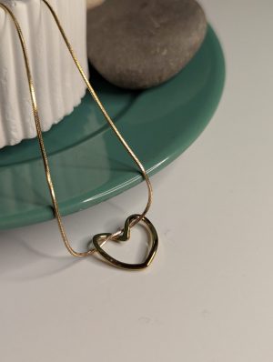 Wire heart