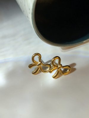 Bow studs