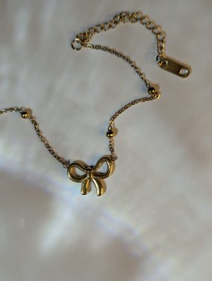 Bow bracelet