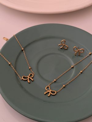 Golden Grace Bow Set