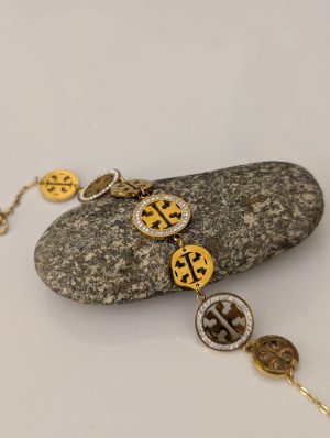Luxe Medallion